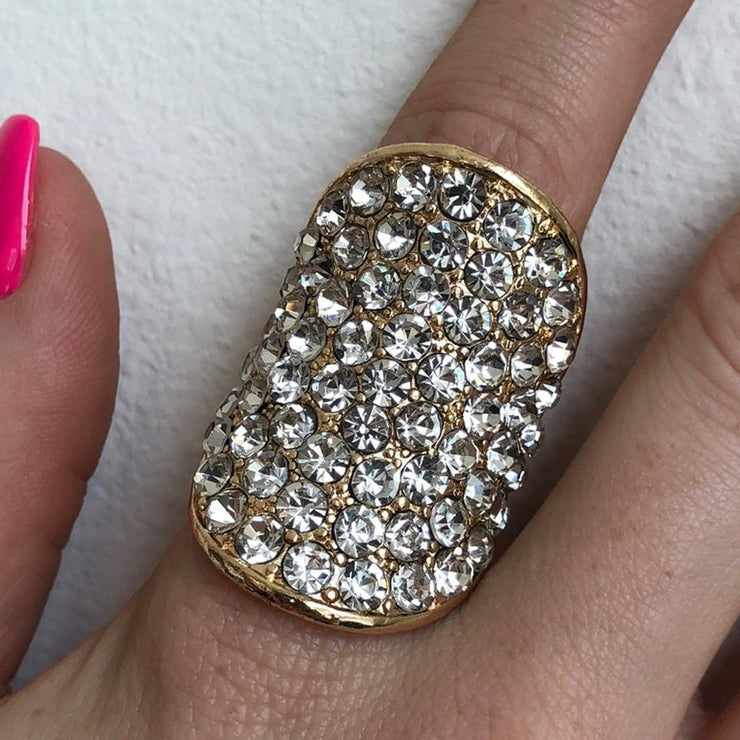 Red Carpet Oval Stretch Ring