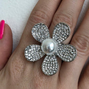 Red Carpet Pearl Flower Stretch Ring