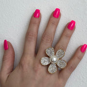 Red Carpet Pearl Flower Stretch Ring